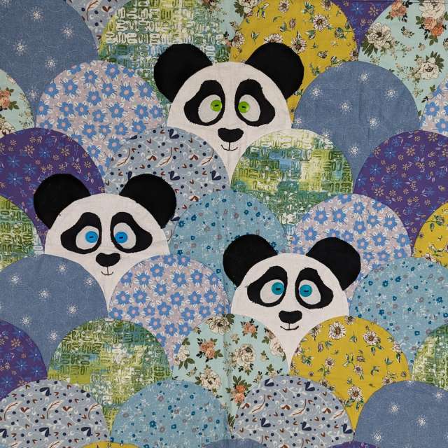 Panda Clamshell Face